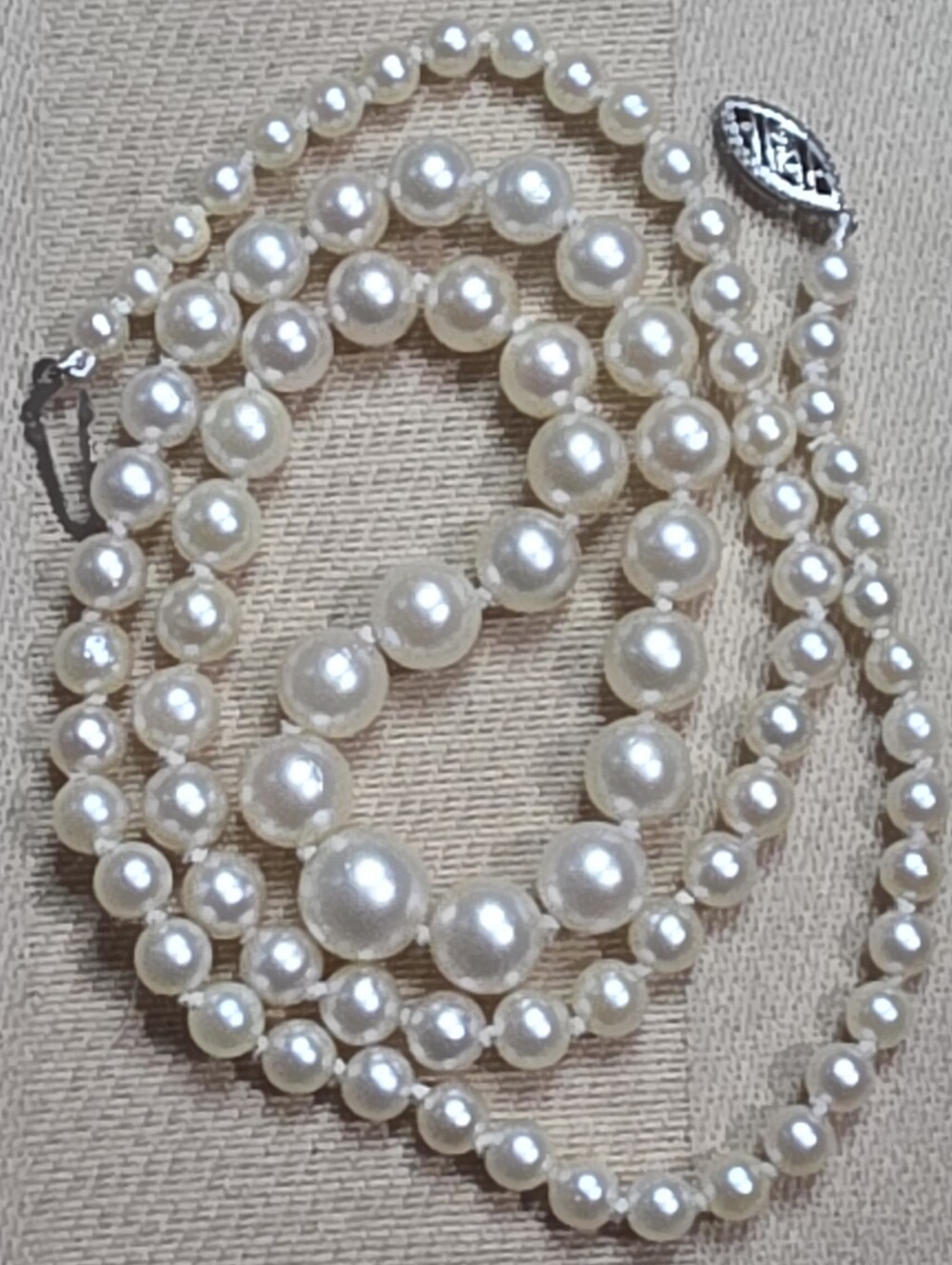 14K WHITE GOLD GENUINE NATURAL VINTAGE PEARLS 18 INCHES